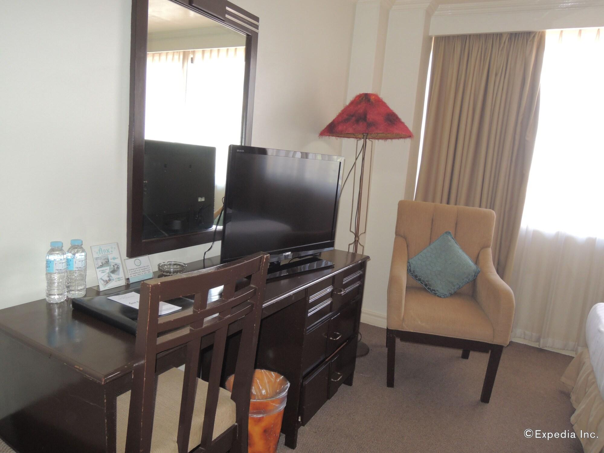 The Bellavista Hotel Lapu-Lapu City Kültér fotó