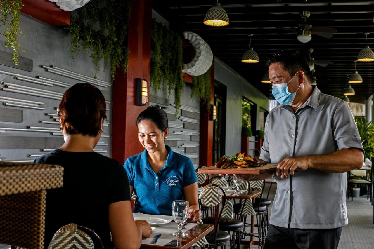 The Bellavista Hotel Lapu-Lapu City Kültér fotó