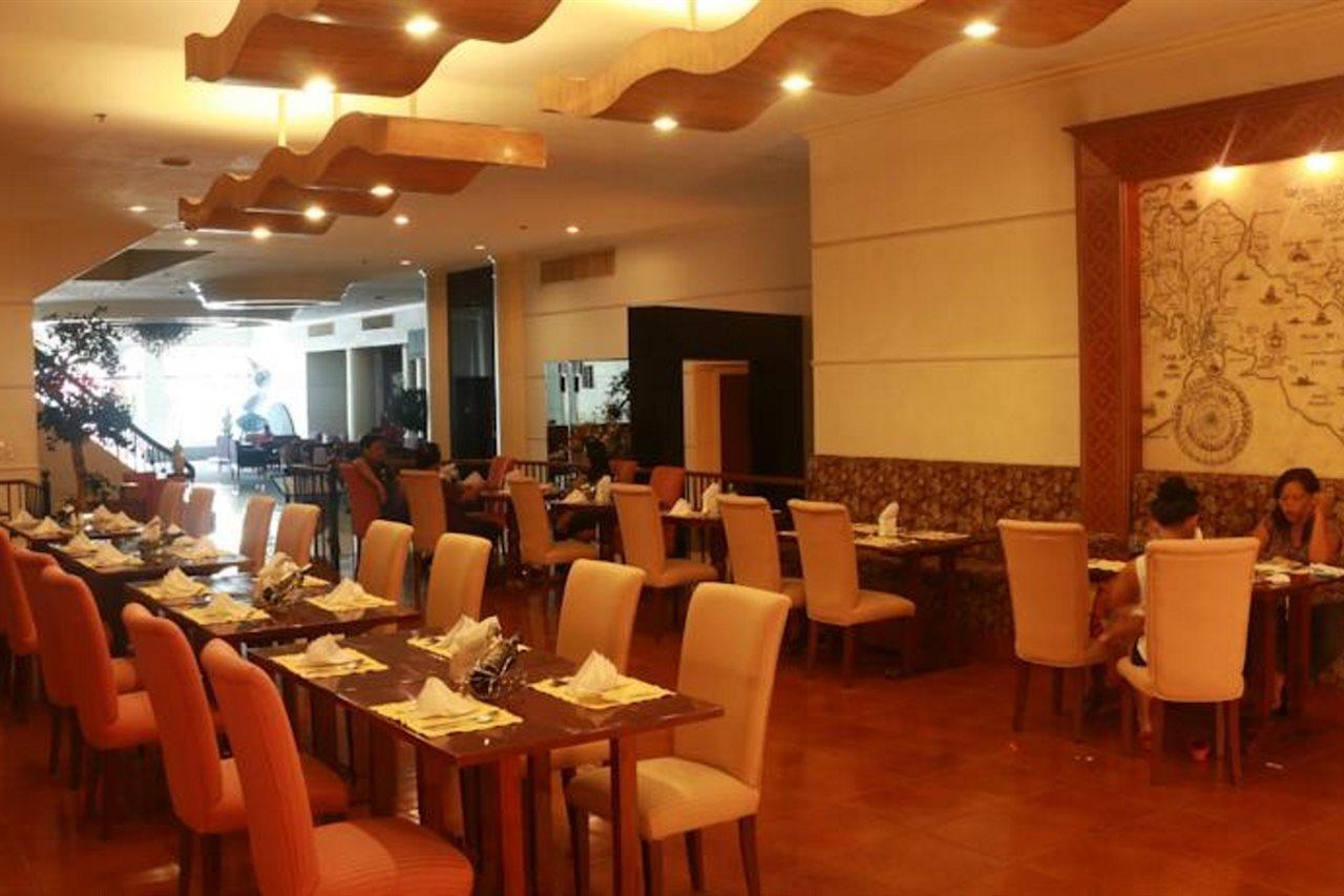 The Bellavista Hotel Lapu-Lapu City Kültér fotó