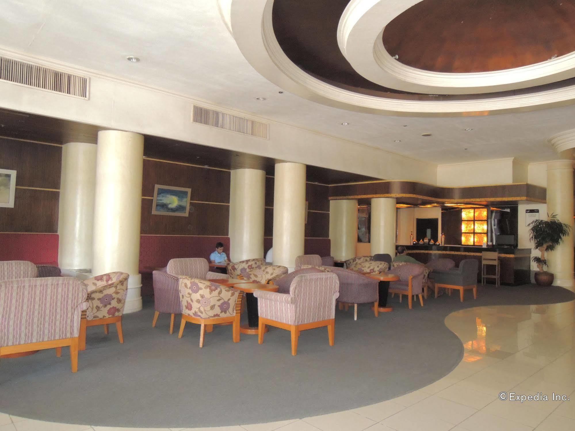 The Bellavista Hotel Lapu-Lapu City Kültér fotó