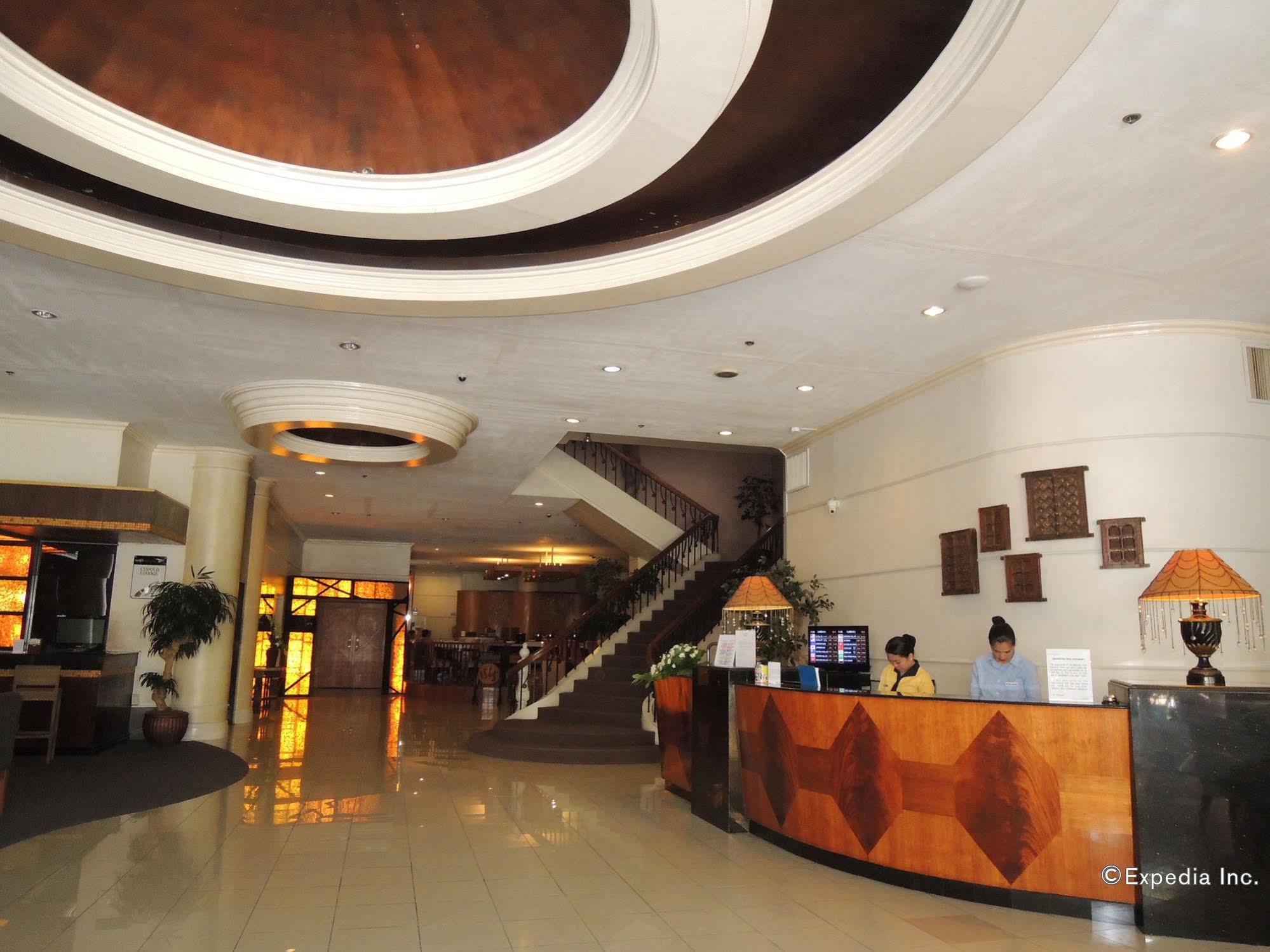 The Bellavista Hotel Lapu-Lapu City Kültér fotó