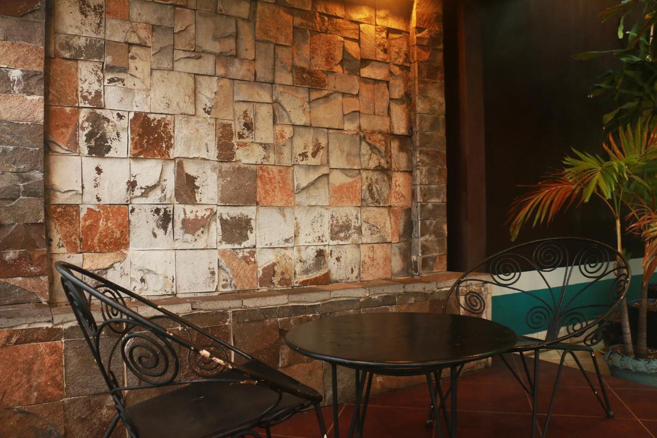 The Bellavista Hotel Lapu-Lapu City Kültér fotó